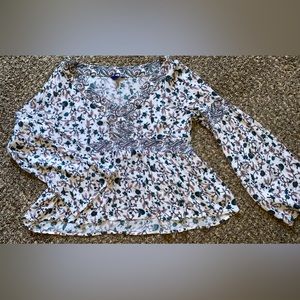 Boho, flowy long sleeve top